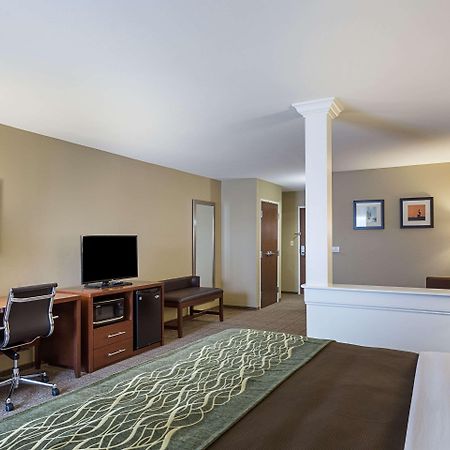 Comfort Inn & Suites Zachary Экстерьер фото