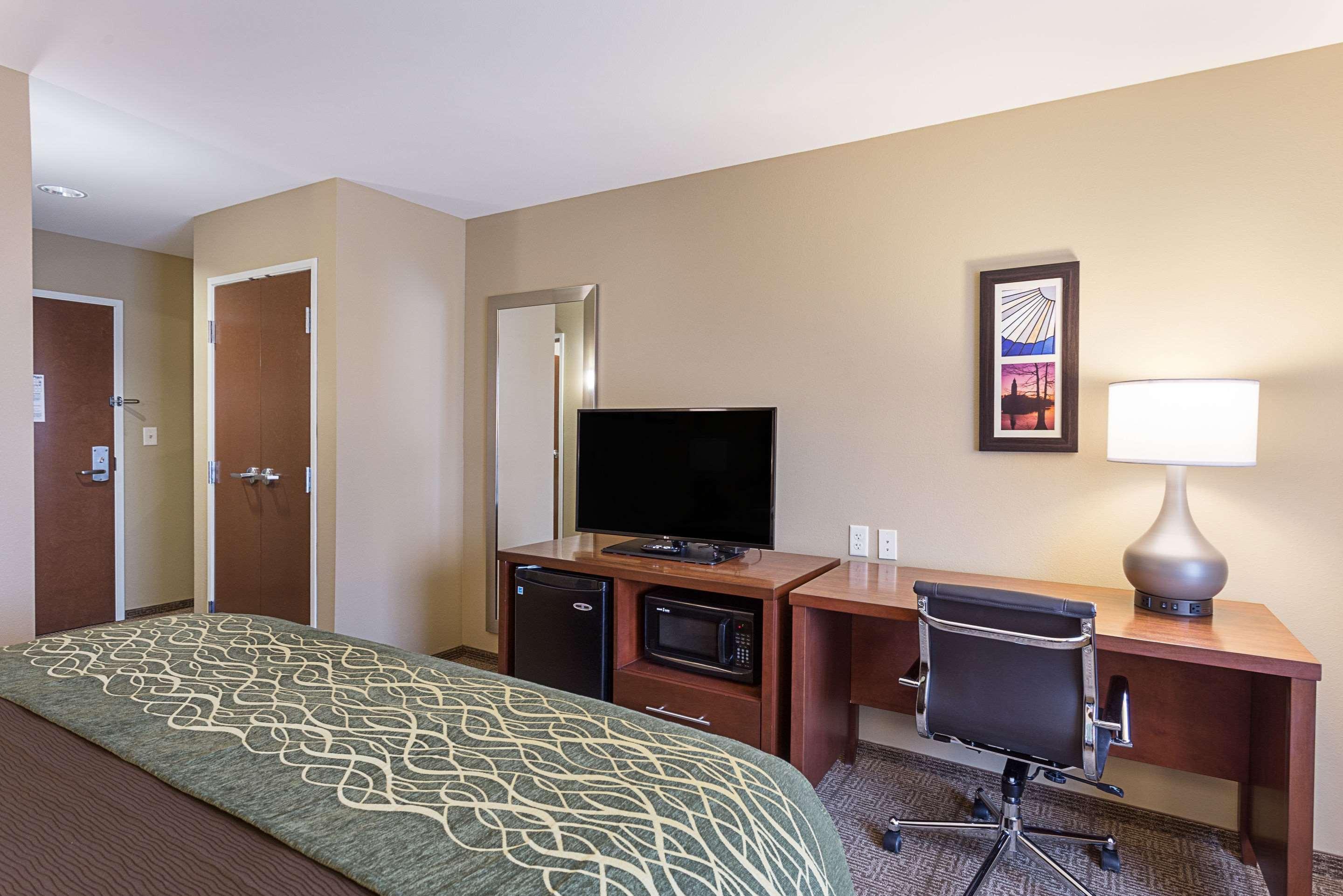 Comfort Inn & Suites Zachary Экстерьер фото