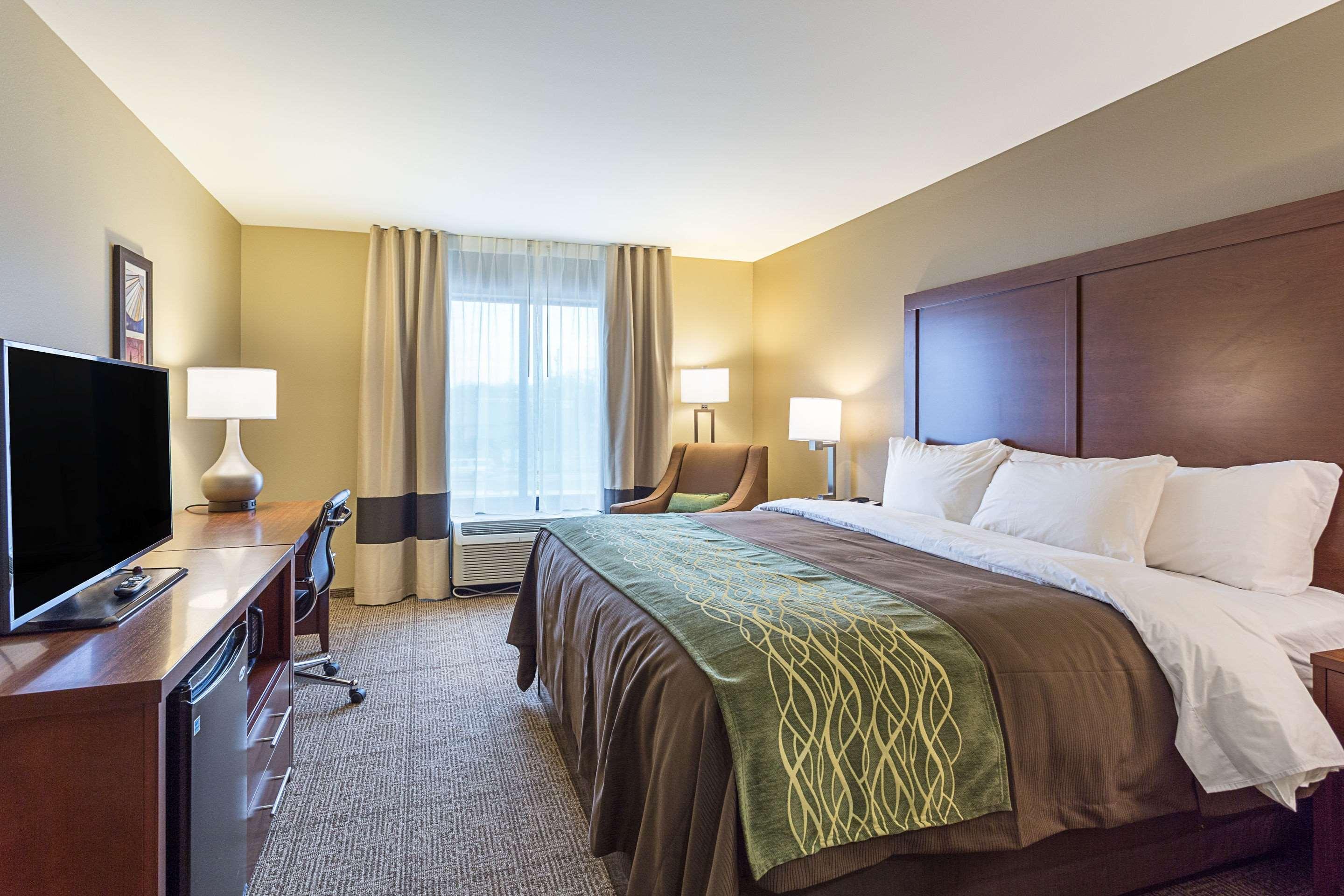 Comfort Inn & Suites Zachary Экстерьер фото