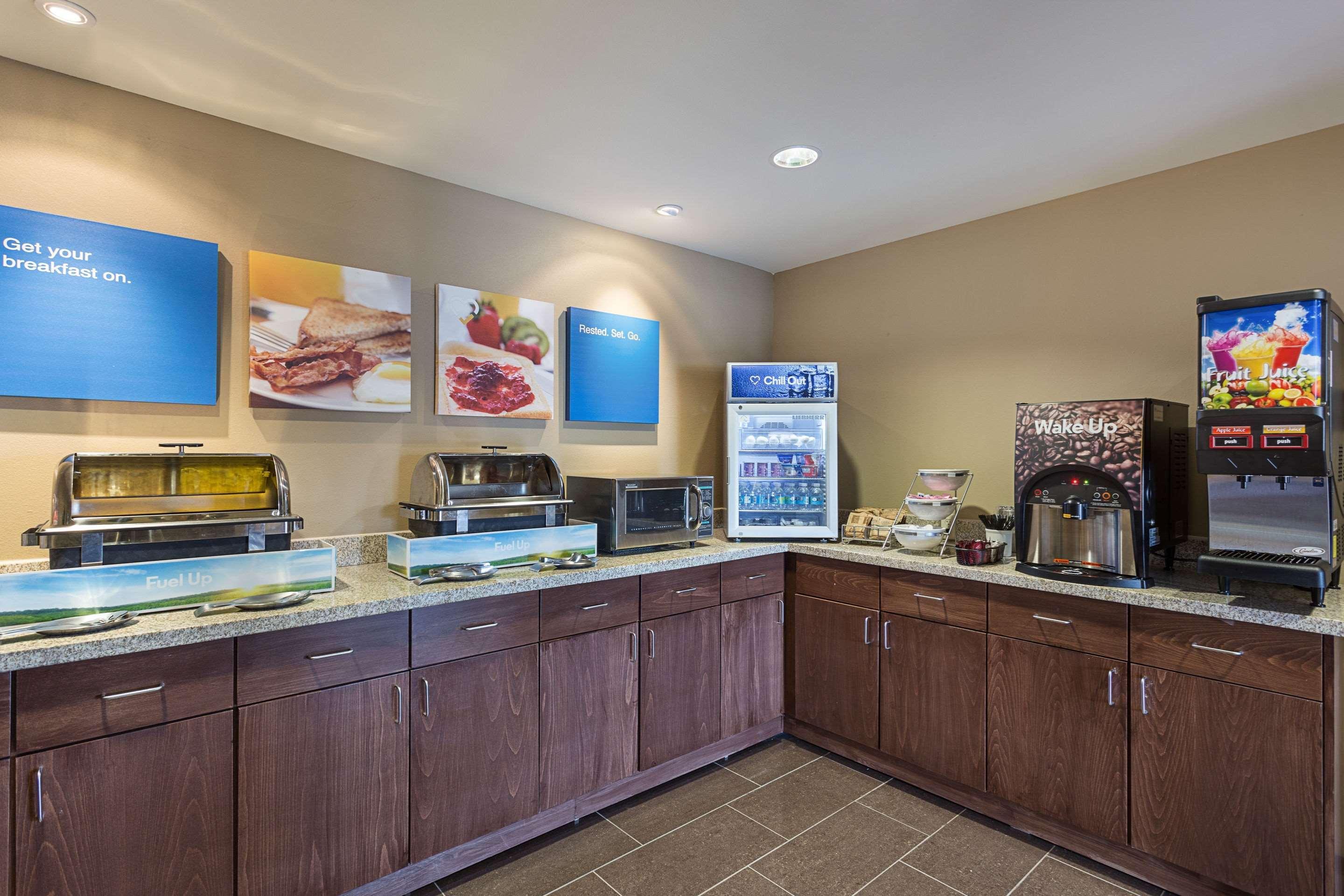 Comfort Inn & Suites Zachary Экстерьер фото