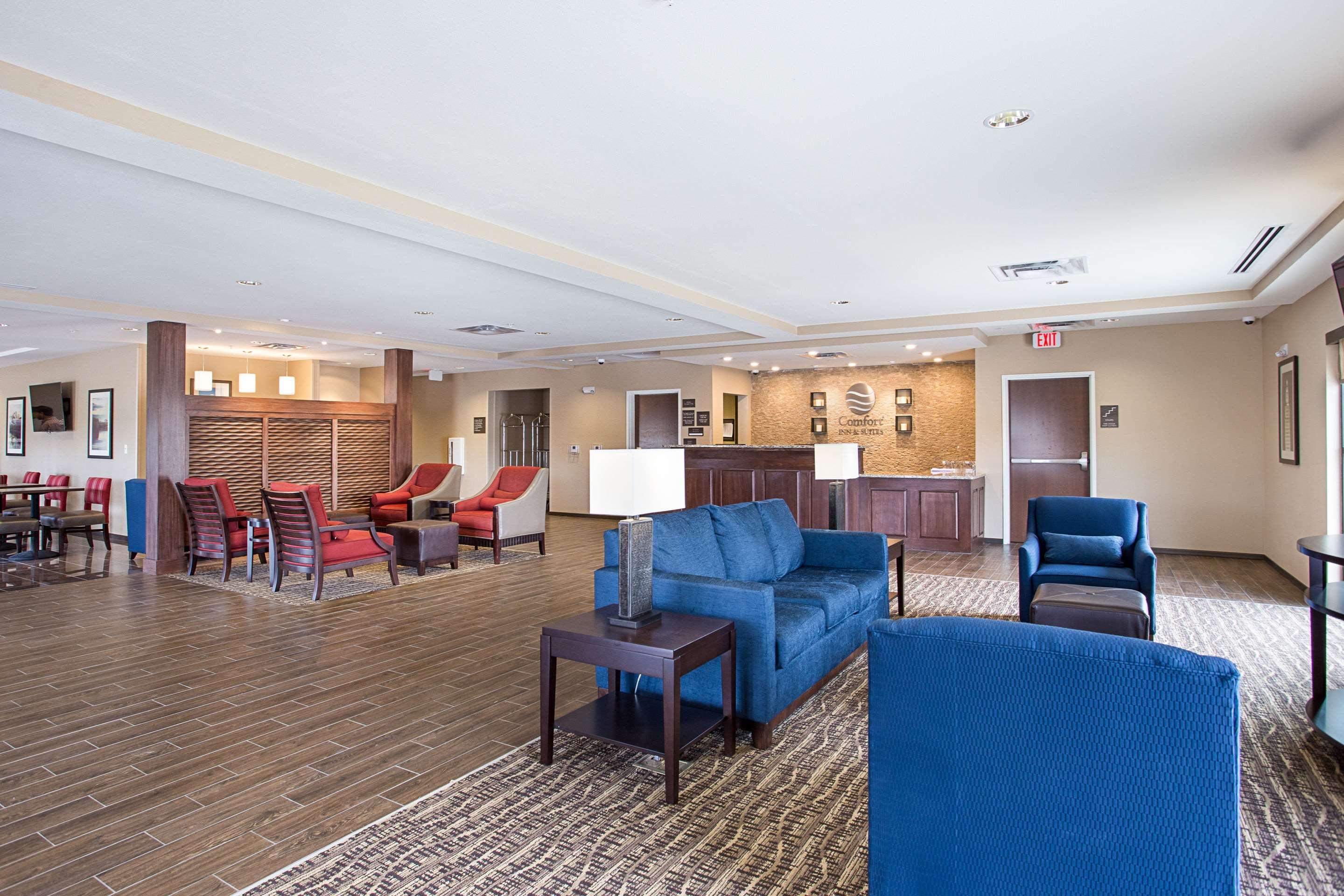 Comfort Inn & Suites Zachary Экстерьер фото
