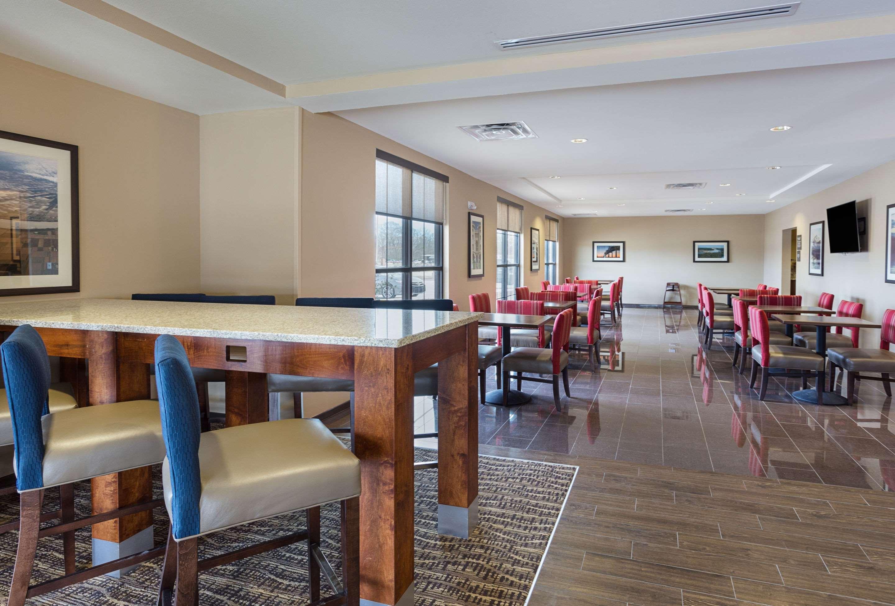 Comfort Inn & Suites Zachary Экстерьер фото