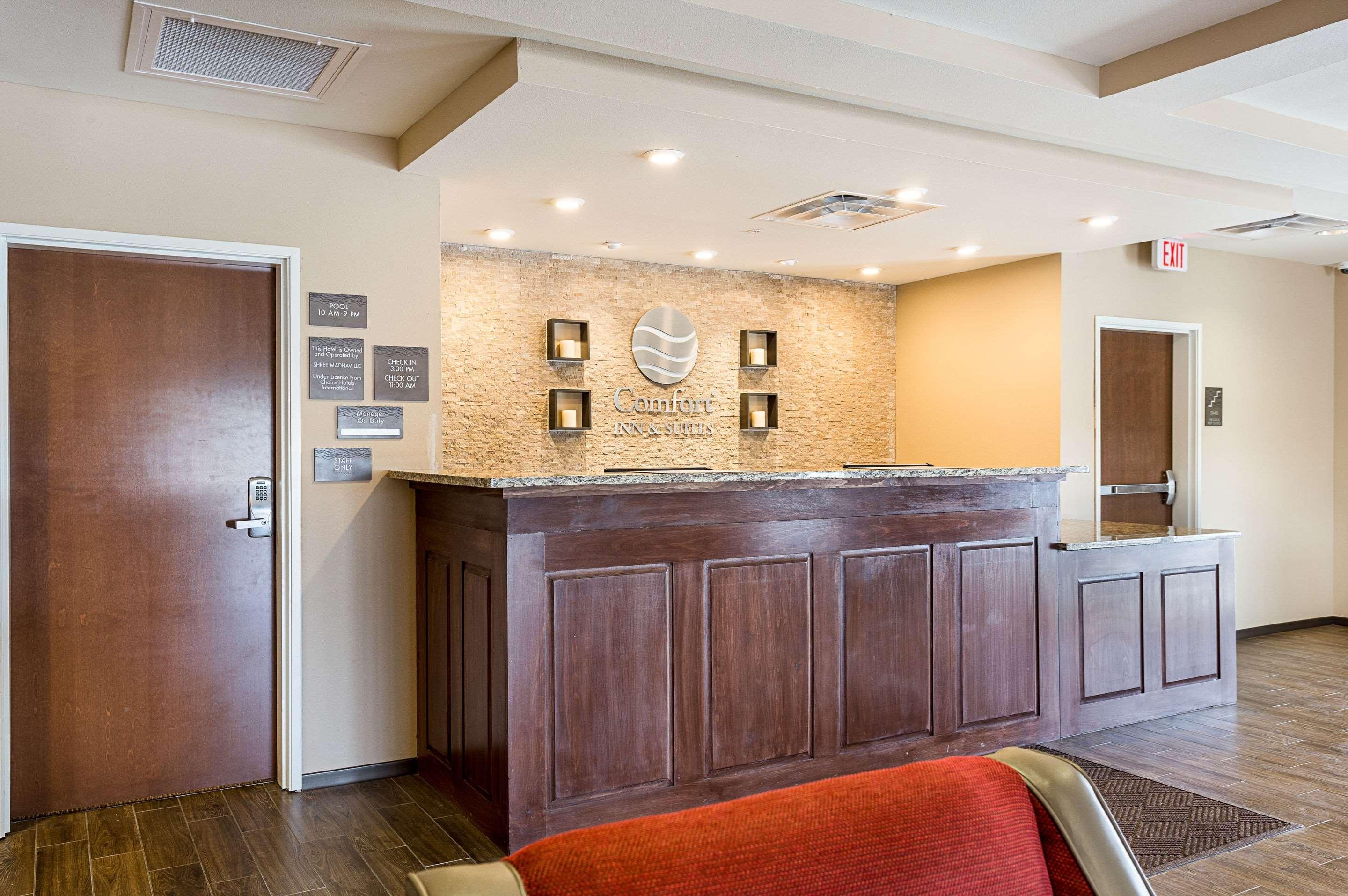 Comfort Inn & Suites Zachary Экстерьер фото